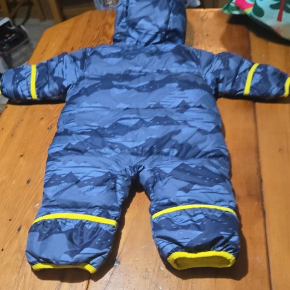Columbia Sz 3/6 Months Navy and Yellow Baby Snowsuit - Picture 6 of 6